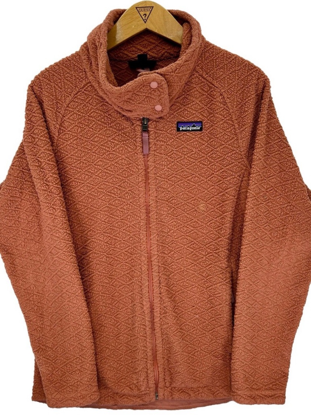 Women’s Patagonia Diamond Textured Zip-Up Fleece Jacket in Rust XL - Never Worn